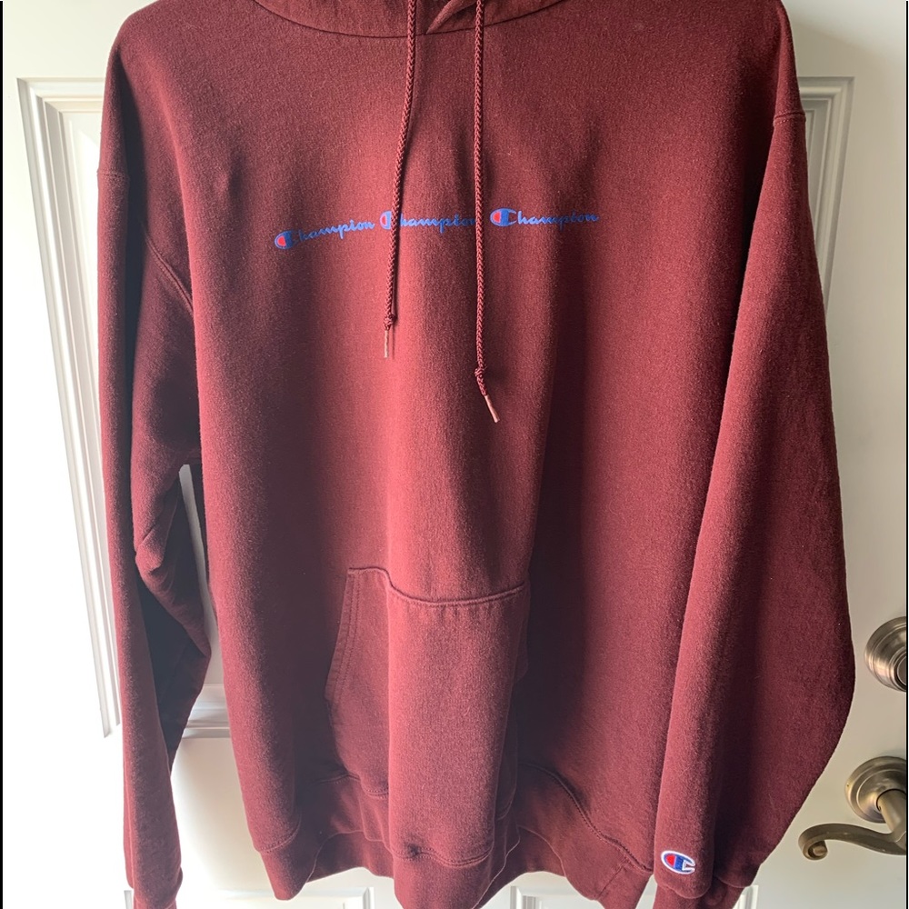 URBAN OUTFITTERS X CHAMPION HOODIE